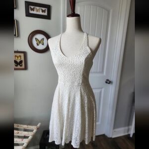 Abercrombie & Fitch Cream Lace Backless Dress